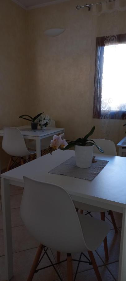 B&B Villa Orchidea 올비아 외부 사진